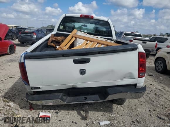 ✅ 2006 Dodge 1500 ST • VIN: 1D7HA18N76S653157 • Лот: 72517324. Опубликован ранее на Copart с пробегом 152 967 миль. Бесплатный доступ к архиву аукционных продаж из США и подробный отчёт об истории автомобиля на DreamBid. Изображение 6.