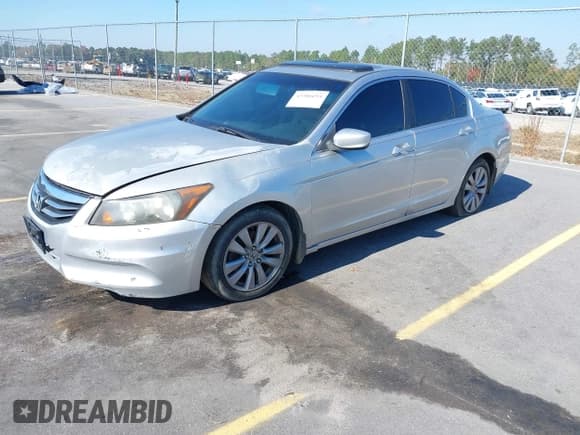 ✅ 2011 Honda Accord EX-L • VIN: 1HGCP2F81BA112211 • Лот: 43586694. Опубликован ранее на IAAI с пробегом 240 158 миль. Бесплатный доступ к архиву аукционных продаж из США и подробный отчёт об истории автомобиля на DreamBid. Изображение 17.