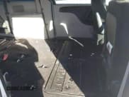 ✅ 2013 Dodge Grand Caravan SXT • VIN: 2C4RDGCG3DR750274 • Lot: 43380107. Wystawiony na IAAI z przebiegiem 243 014 mil. Bezpłatny archiwum sprzedaży aukcyjnych z USA i szczegółowy raport historii pojazdu na DreamBid. Zdjęcie 8.