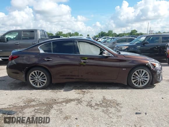 ✅ 2020 Infiniti Q50 Luxe • VIN: JN1EV7AP2LM200485 • Лот: 42605704. Опубликован ранее на IAAI с пробегом 112 246 миль. Бесплатный доступ к архиву аукционных продаж из США и подробный отчёт об истории автомобиля на DreamBid. Изображение 13.
