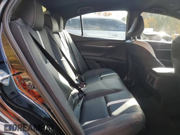 2025 Toyota Camry LE with VIN 4T1DAACK8SU607689, listed as a Copart auction lot 87370685 with 10,821 mi miles and Clean title. Bid and sale history available at DreamBid. Image 10.