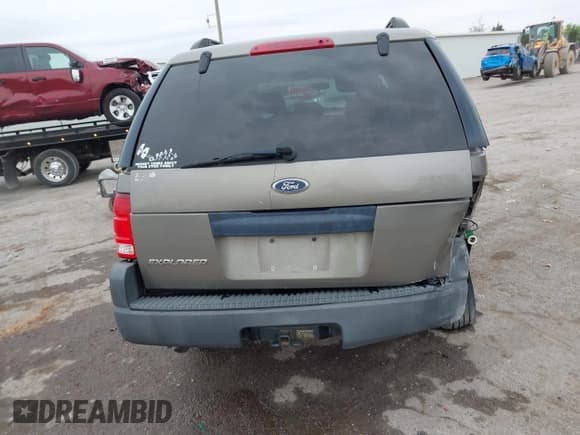 ✅ 2004 Ford Explorer XLS • VIN: 1FMDU72K44ZA96094 • Lot: 42019426. Wystawiony na IAAI z przebiegiem Nie podano. Bezpłatny archiwum sprzedaży aukcyjnych z USA i szczegółowy raport historii pojazdu na DreamBid. Zdjęcie 16.