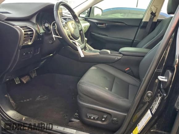 ✅ 2021 Lexus NX 300 • VIN: JTJGARBZ3M2183526 • Lot: 92202105. Wystawiony na Copart z przebiegiem 131 408 mil. Bezpłatny archiwum sprzedaży aukcyjnych z USA i szczegółowy raport historii pojazdu na DreamBid. Zdjęcie 7.