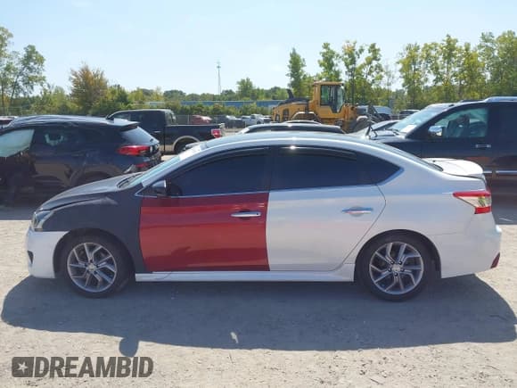 ✅ 2013 Nissan Sentra SV • VIN: 3N1AB7AP6DL564069 • Lot: 43187570. Wystawiony na IAAI z przebiegiem 114 579 mil. Bezpłatny archiwum sprzedaży aukcyjnych z USA i szczegółowy raport historii pojazdu na DreamBid. Zdjęcie 14.