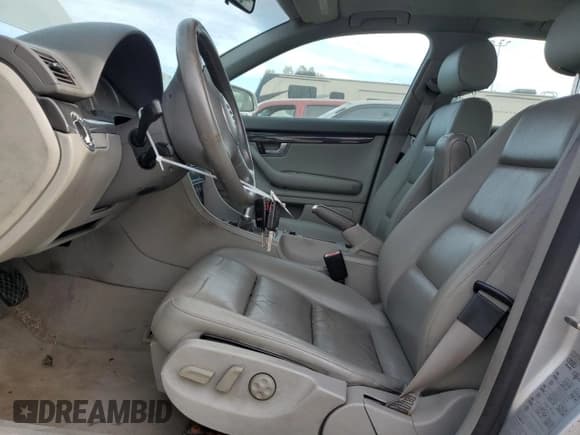 ✅ 2003 Audi A4 1.8T • VIN: WAUVC68E03A251581 • Lot: 71541394. Wystawiony na Copart z przebiegiem 179 704 mil. Bezpłatny archiwum sprzedaży aukcyjnych z USA i szczegółowy raport historii pojazdu na DreamBid. Zdjęcie 7.