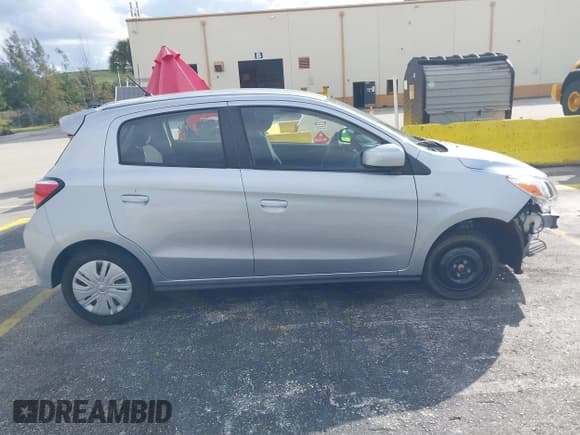 ✅ 2024 Mitsubishi Mirage ES • VIN: ML32AUHJ1RH020480 • Lot: 43813042. Wystawiony na IAAI z przebiegiem 16 335 mil. Bezpłatny archiwum sprzedaży aukcyjnych z USA i szczegółowy raport historii pojazdu na DreamBid. Zdjęcie 14.