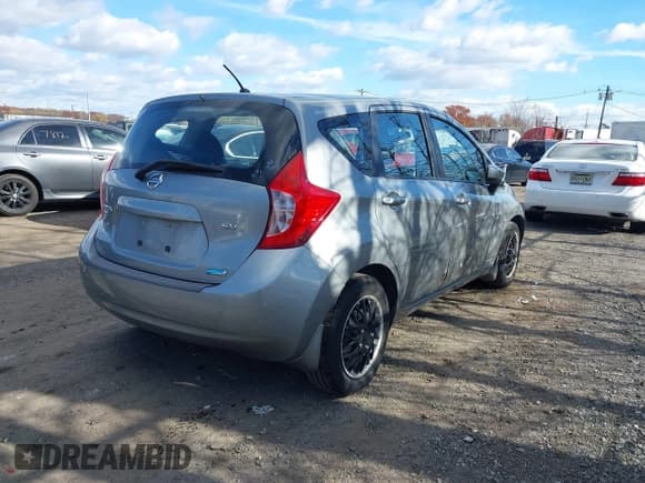 ✅ 2015 Nissan Note S • VIN: 3N1CE2CP2FL432378 • Lot: 43700737. Listed on IAAI with 53,208 mi. Free auction sales archive from the USA and detailed vehicle history report at DreamBid. Image 4.