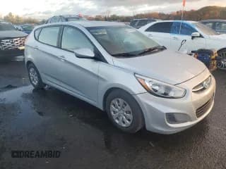 ✅ 2017 Hyundai Accent SE • VIN: KMHCT5AE7HU319780 • Lot: 91014085. Wystawiony na Copart z przebiegiem 101 159 mil. Bezpłatny archiwum sprzedaży aukcyjnych z USA i szczegółowy raport historii pojazdu na DreamBid. Zdjęcie 4.