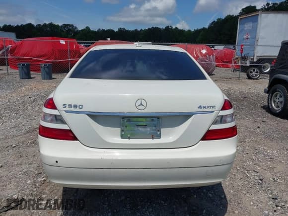 ✅ 2009 Mercedes-Benz S 550 • VIN: WDDNG86X89A260048 • Lot: 42158975. Wystawiony na IAAI z przebiegiem 183 378 mil. Bezpłatny archiwum sprzedaży aukcyjnych z USA i szczegółowy raport historii pojazdu na DreamBid. Zdjęcie 15.
