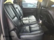 ✅ 2007 Chevrolet Suburban LT • VIN: 1GNFC16J97J299992 • Lot: 62642934. Wystawiony na Copart z przebiegiem 317 375 mil. Bezpłatny archiwum sprzedaży aukcyjnych z USA i szczegółowy raport historii pojazdu na DreamBid. Zdjęcie 11.