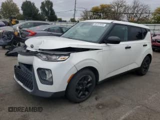 ✅ 2020 Kia Soul S • VIN: KNDJ23AU0L7702445 • Lot: 86707035. Listed on Copart with 95,707 mi. Free auction sales archive from the USA and detailed vehicle history report at DreamBid. Image 1.