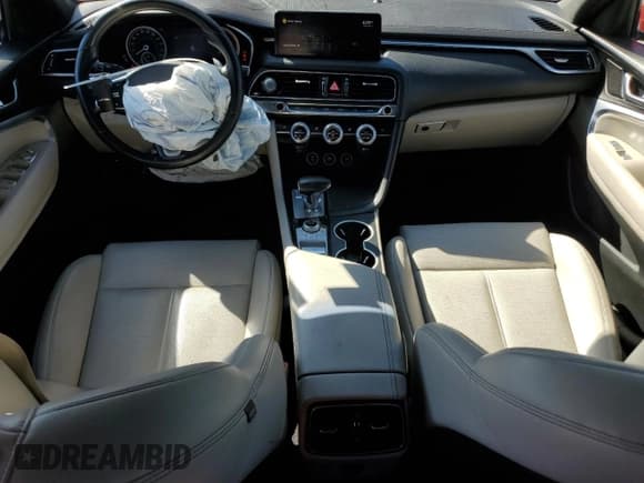 ✅ 2022 Genesis G70 2.0T • VIN: KMTG34TA5NU093715 • Лот: 71250895. Опубликован ранее на Copart с пробегом 120 768 миль. Бесплатный доступ к архиву аукционных продаж из США и подробный отчёт об истории автомобиля на DreamBid. Изображение 8.