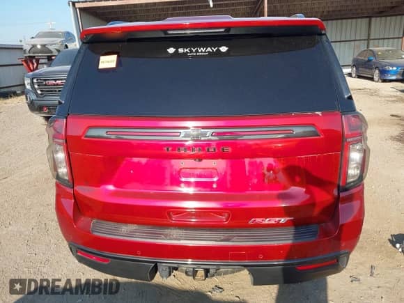 2021 Chevrolet Tahoe RST z VIN 1GNSKRKD0MR421104, wystawiony jako IAAI lot #43209576 z przebiegiem 93 123 mil mil oraz . Historia ofert i sprzedaży dostępna na DreamBid. Obrazek 17.