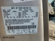 ✅ 2006 Ford Escape XLT • VIN: 1FMYU93106KC43316 • Lot: 93957845. Wystawiony na Copart z przebiegiem 152 864 mil. Bezpłatny archiwum sprzedaży aukcyjnych z USA i szczegółowy raport historii pojazdu na DreamBid. Zdjęcie 13.