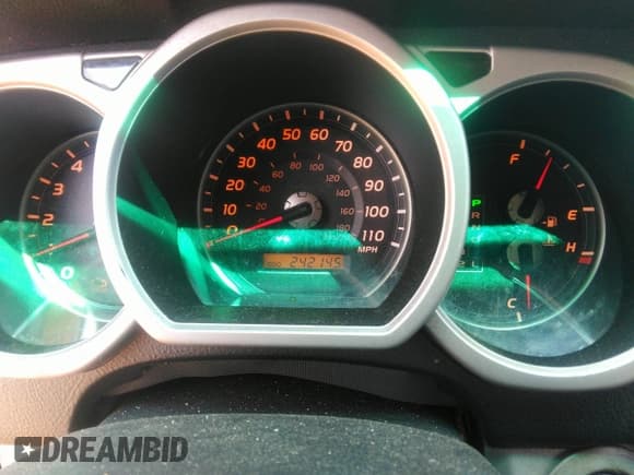 ✅ 2005 Toyota 4Runner Limited • VIN: JTEBT17R358024498 • Lot: 42600236. Listed on IAAI with 242,145 mi. Free auction sales archive from the USA and detailed vehicle history report at DreamBid. Image 7.