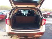 ✅ 2022 Ford Explorer Limited • VIN: 1FMSK8FH3NGB88697 • Lot: 42008355. Wystawiony na IAAI z przebiegiem 25 118 mil. Bezpłatny archiwum sprzedaży aukcyjnych z USA i szczegółowy raport historii pojazdu na DreamBid. Zdjęcie 17.