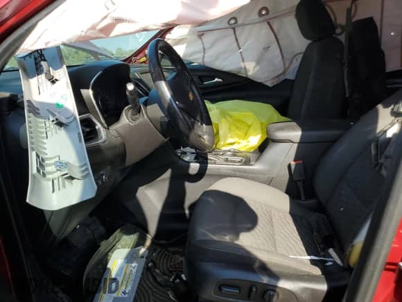 2019 Chevrolet Equinox LT с VIN 3GNAXKEV6KS562102, выставлен на аукционе Copart как лот 81727655 с пробегом Не указан миль и Списание • Salvage title. История ставок и продаж доступна на DreamBid. Изображение 7.