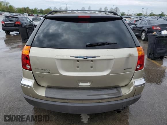 ✅ 2005 Chrysler Pacifica Touring • VIN: 2C8GF68485R257295 • Lot: 53478925. Wystawiony na Copart z przebiegiem 252 969 mil. Bezpłatny archiwum sprzedaży aukcyjnych z USA i szczegółowy raport historii pojazdu na DreamBid. Zdjęcie 6.