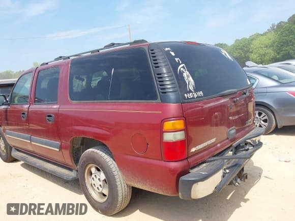 ✅ 2003 Chevrolet Suburban LT • VIN: 1GNEC16Z13J257733 • Lot: 42159861. Wystawiony na IAAI z przebiegiem 254 085 mil. Bezpłatny archiwum sprzedaży aukcyjnych z USA i szczegółowy raport historii pojazdu na DreamBid. Zdjęcie 13.