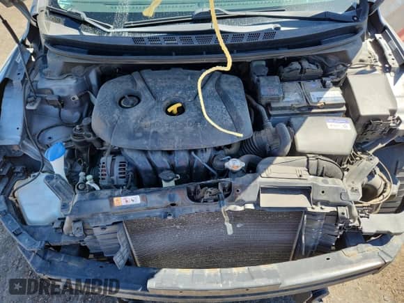 2014 Hyundai Elantra SE z VIN KMHDH4AE3EU206663, wystawiony jako Copart lot #80741135 z przebiegiem 92 126 mil mil oraz Szkoda całkowita • Salvage title. Historia ofert i sprzedaży dostępna na DreamBid. Obrazek 11.