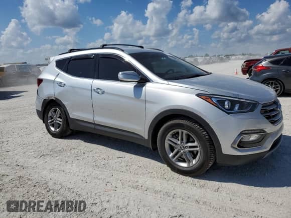 ✅ 2018 Hyundai Santa Fe 2.4L • VIN: 5XYZU3LB2JG529553 • Lot: 45578823. Wystawiony na Copart z przebiegiem 31 567 mil mil. Skorzystaj z bezpłatnego archiwum sprzedaży aukcyjnych z USA i zobacz szczegółowy raport historii pojazdu na DreamBid. Zdjęcie 4.