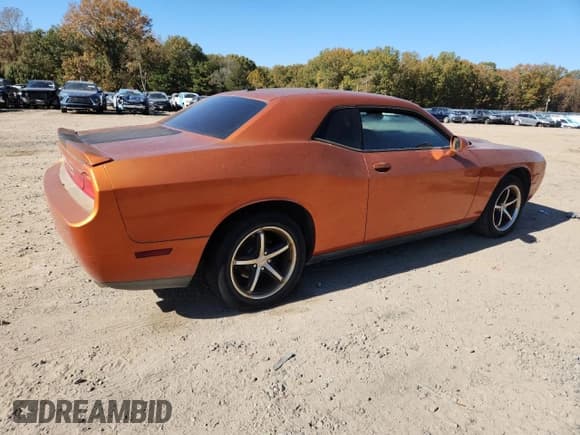 ✅ 2011 Dodge Challenger • VIN: 2B3CJ4DG9BH511019 • Lot: 91228195. Listed on Copart with 148,138 mi. Free auction sales archive from the USA and detailed vehicle history report at DreamBid. Image 3.