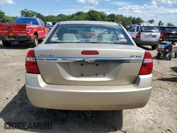 2007 Chevrolet Malibu 2LT z VIN 1G1ZT58N87F308514, wystawiony jako Copart lot #67195684 z przebiegiem 139 338 mil mil oraz Szkoda całkowita • Salvage title. Historia ofert i sprzedaży dostępna na DreamBid. Obrazek 6.