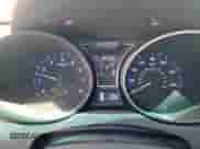 2015 Hyundai Veloster Turbo R-Spec z VIN KMHTC6AE5FU237176, wystawiony jako Copart lot #60752925 z przebiegiem 80 702 mil mil oraz Szkoda całkowita • Salvage title. Historia ofert i sprzedaży dostępna na DreamBid. Obrazek 9.