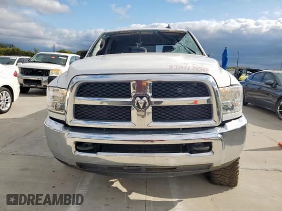 ✅ 2017 Ram 2500 Big Horn • VIN: 3C6UR5DL4HG776395 • Лот: 85961425. Опубликован ранее на Copart с пробегом 83 410 миль. Бесплатный доступ к архиву аукционных продаж из США и подробный отчёт об истории автомобиля на DreamBid. Изображение 5.
