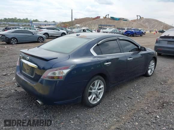 2013 Nissan Maxima SV с VIN 1N4AA5APXDC819070, выставлен на аукционе IAAI как лот 43109050 с пробегом 145 429 миль миль и . История ставок и продаж доступна на DreamBid. Изображение 4.