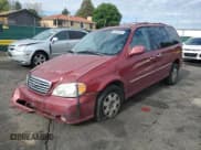 ✅ 2002 Kia Sedona LX • VIN: KNDUP131726330239 • Lot: 66053045. Wystawiony na Copart z przebiegiem 95 632 mil. Bezpłatny archiwum sprzedaży aukcyjnych z USA i szczegółowy raport historii pojazdu na DreamBid. Zdjęcie 1.