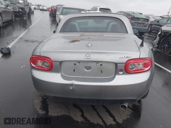 ✅ 2012 Mazda MX-5 Miata Grand Touring • VIN: JM1NC2PF2C0222885 • Lot: 43547461. Listed on IAAI with 82,803 mi. Free auction sales archive from the USA and detailed vehicle history report at DreamBid. Image 16.