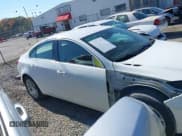 ✅ 2016 Buick Regal • VIN: 2G4GK5EX2G9163272 • Lot: 43638260. Wystawiony na IAAI z przebiegiem 120 667 mil. Bezpłatny archiwum sprzedaży aukcyjnych z USA i szczegółowy raport historii pojazdu na DreamBid. Zdjęcie 14.