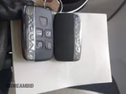 ✅ 2017 Jaguar XF 35t Prestige • VIN: SAJBK4BV9HCY34783 • Lot: 43323858. Wystawiony na IAAI z przebiegiem 65 961 mil. Bezpłatny archiwum sprzedaży aukcyjnych z USA i szczegółowy raport historii pojazdu na DreamBid. Zdjęcie 11.