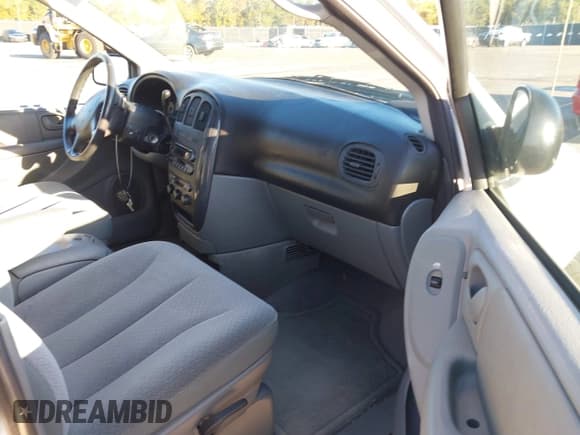 ✅ 2005 Dodge Caravan SXT • VIN: 2D4GP44L55R473236 • Лот: 43574197. Опубликован ранее на IAAI с пробегом 189 228 миль. Бесплатный доступ к архиву аукционных продаж из США и подробный отчёт об истории автомобиля на DreamBid. Изображение 5.