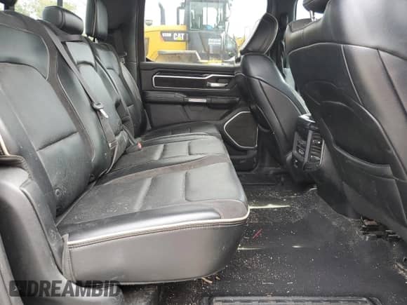 2019 Ram 1500 Laramie с VIN 1C6SRFJT6KN562170, выставлен на аукционе Copart как лот 81859245 с пробегом 78 224 миль миль и Списание • Salvage title. История ставок и продаж доступна на DreamBid. Изображение 10.