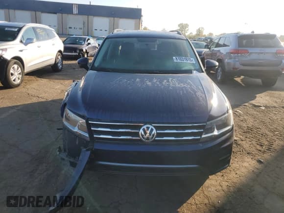 ✅ 2021 Volkswagen Tiguan S • VIN: 3VV0B7AX3MM008337 • Лот: 81031915. Опубликован ранее на Copart с пробегом 60 377 миль. Бесплатный доступ к архиву аукционных продаж из США и подробный отчёт об истории автомобиля на DreamBid. Изображение 5.