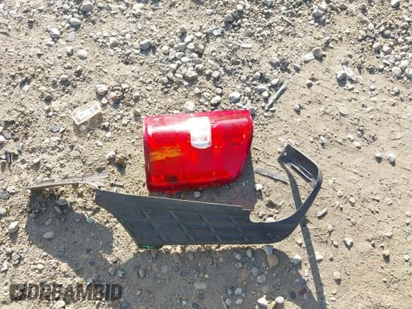 ✅ 2007 Chevrolet Silverado 1500 1LT • VIN: 2GCEK13M871724182 • Lot: 43458993. Listed on IAAI with 170,228 mi. Free auction sales archive from the USA and detailed vehicle history report at DreamBid. Image 12.