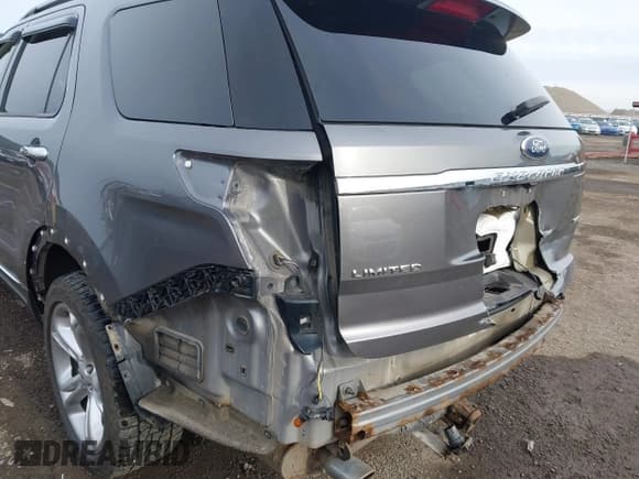 ✅ 2013 Ford Explorer Limited • VIN: 1FM5K8F89DGA64770 • Lot: 43780962. Wystawiony na IAAI z przebiegiem 85 171 mil. Bezpłatny archiwum sprzedaży aukcyjnych z USA i szczegółowy raport historii pojazdu na DreamBid. Zdjęcie 18.