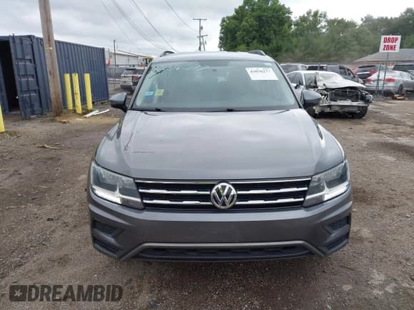 ✅ 2019 Volkswagen Tiguan S • VIN: 3VV1B7AX3KM200763 • Lot: 43036277. Listed on IAAI with 113,018 mi. Free auction sales archive from the USA and detailed vehicle history report at DreamBid. Image 12.