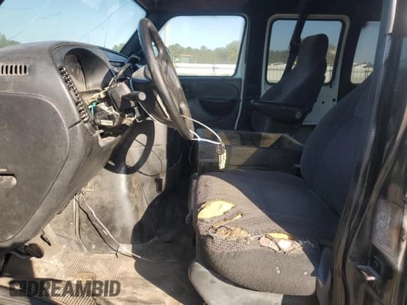 ✅ 2001 Dodge Passenger • VIN: 2B5WB35Z61K531497 • Lot: 78046704. Listed on Copart with 178,079 mi. Free auction sales archive from the USA and detailed vehicle history report at DreamBid. Image 7.