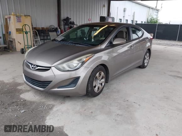 ✅ 2016 Hyundai Elantra SE • VIN: 5NPDH4AE2GH703902 • Lot: 43583224. Listed on IAAI with 252,196 mi. Free auction sales archive from the USA and detailed vehicle history report at DreamBid. Image 2.
