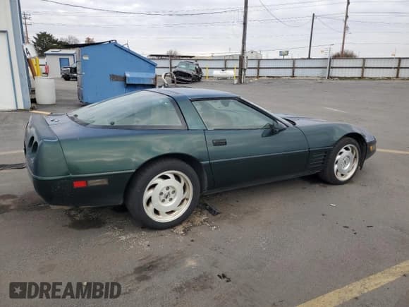 ✅ 1993 Chevrolet Corvette • VIN: 1G1YY23P9P5100135 • Лот: 93556655. Опубликован ранее на Copart с пробегом 136 435 миль. Бесплатный доступ к архиву аукционных продаж из США и подробный отчёт об истории автомобиля на DreamBid. Изображение 3.