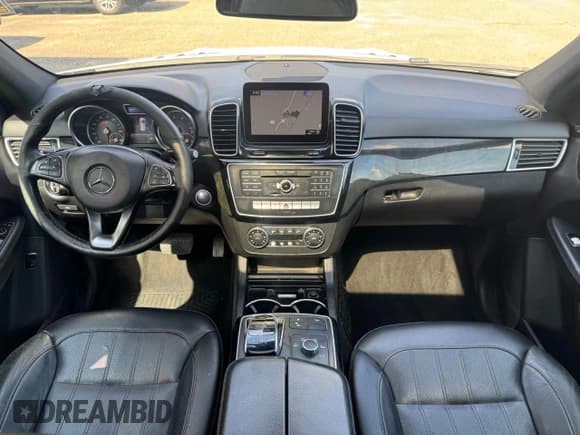 ✅ 2018 Mercedes-Benz GLE 350 • VIN: 4JGDA5HBXJB087148 • Лот: 91906245. Опубликован ранее на Copart с пробегом 234 214 миль. Бесплатный доступ к архиву аукционных продаж из США и подробный отчёт об истории автомобиля на DreamBid. Изображение 12.