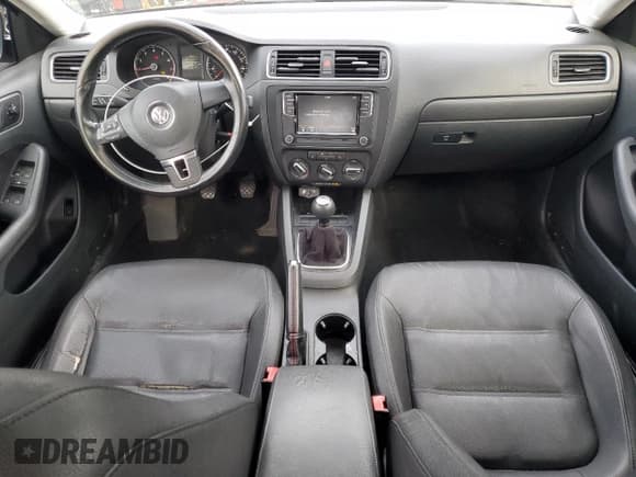 ✅ 2012 Volkswagen Jetta SE • VIN: 3VWBP7AJ0CM385532 • Lot: 91991445. Listed on Copart with 150,559 mi. Free auction sales archive from the USA and detailed vehicle history report at DreamBid. Image 8.