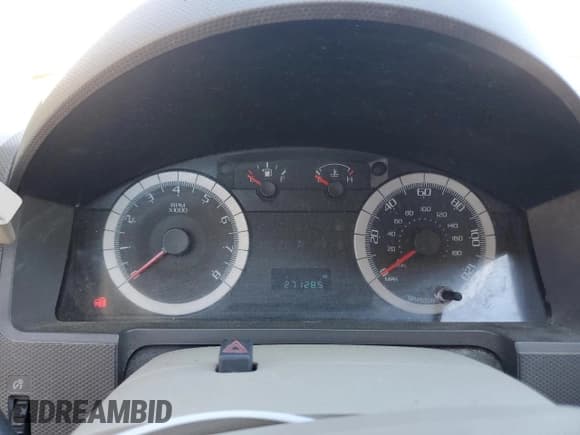 ✅ 2008 Ford Escape XLS • VIN: 1FMCU02Z18KD51394 • Lot: 48707205. Listed on Copart with 271,285 mi. Free auction sales archive from the USA and detailed vehicle history report at DreamBid. Image 9.