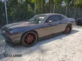 ✅ 2014 Dodge Challenger R/T 100th Anniversary Appearance • VIN: 2C3CDYBT8EH137458 • Lot: 70853314. Wystawiony na Copart z przebiegiem 61 411 mil. Bezpłatny archiwum sprzedaży aukcyjnych z USA i szczegółowy raport historii pojazdu na DreamBid. Zdjęcie 1.