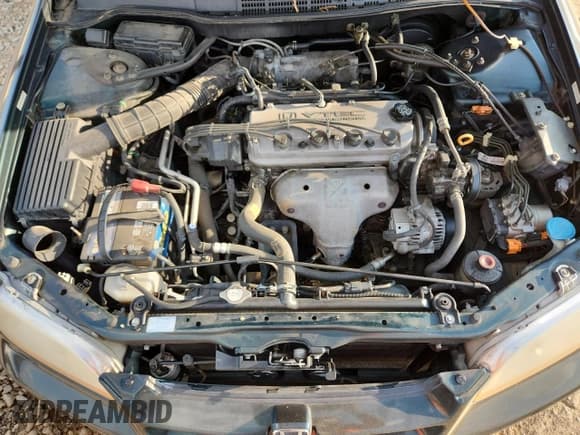 ✅ 2000 Honda Accord SE • VIN: 1HGCG5670YA058305 • Lot: 72060755. Listed on Copart with 194,420 mi. Free auction sales archive from the USA and detailed vehicle history report at DreamBid. Image 11.