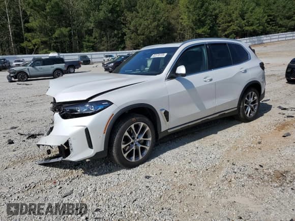 ✅ 2024 BMW X5 xDrive40i • VIN: 5UX23EU09R9W08369 • Lot: 82378725. Wystawiony na Copart z przebiegiem Nie podano. Bezpłatny archiwum sprzedaży aukcyjnych z USA i szczegółowy raport historii pojazdu na DreamBid. Zdjęcie 1.