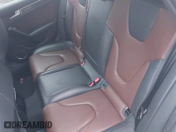 ✅ 2013 Audi S4 Premium Plus • VIN: WAUBGAFL6DA203645 • Lot: 43715331. Listed on IAAI with 117,150 mi. Free auction sales archive from the USA and detailed vehicle history report at DreamBid. Image 8.